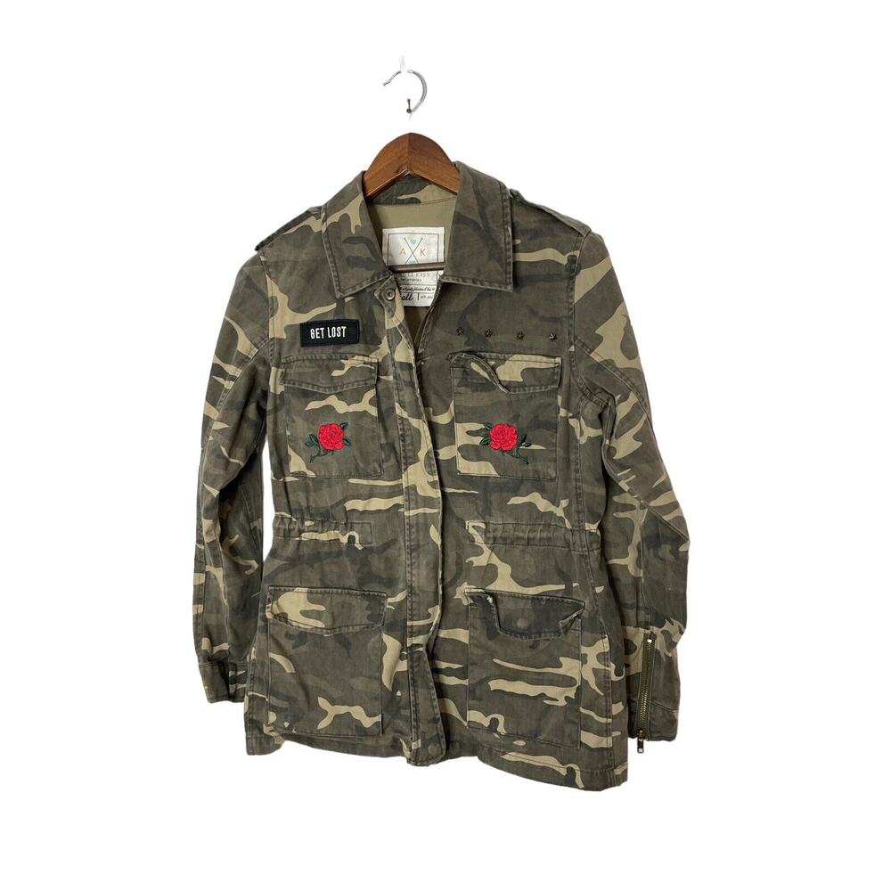 Angel Kiss sz Small Camo Camoflauge‎ Jacket